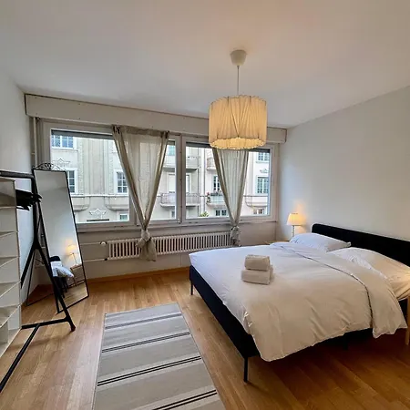 Apartment Simple & Comfy On Gartenstrasse *