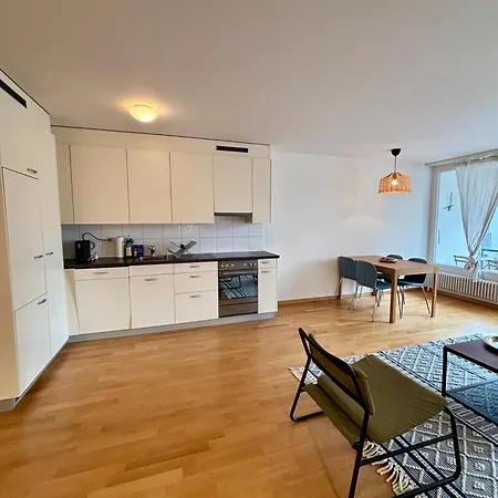 Simple & Comfy On Gartenstrasse