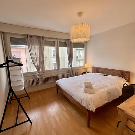 Simple & Comfy On Gartenstrasse *