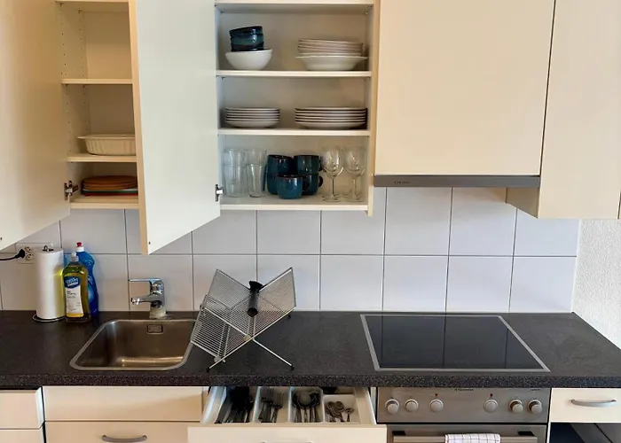 Simple & Comfy On Gartenstrasse Apartment