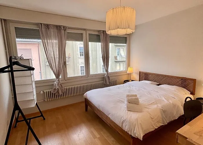 Simple & Comfy On Gartenstrasse *