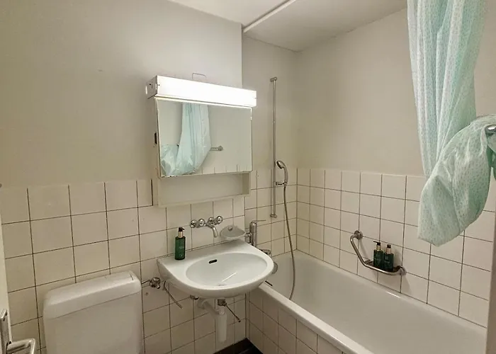 Simple & Comfy On Gartenstrasse Bern