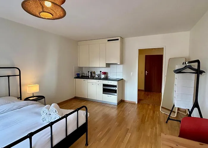 Apartment Simple & Comfy On Gartenstrasse *