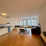 Simple & Comfy On Gartenstrasse Lejlighed