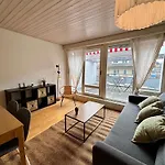 Simple & Comfy On Gartenstrasse *