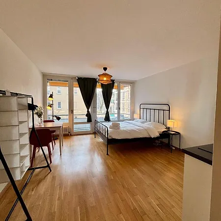 Simple & Comfy On Gartenstrasse Appartamento